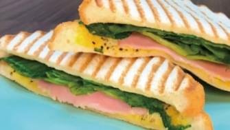 業務用グリラー（スピーデライト）で調理可能なホットサンド